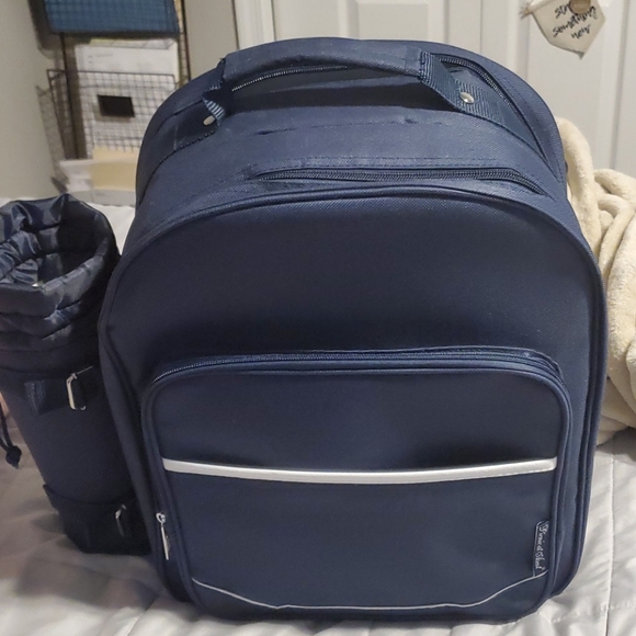 frontgate Other - - Picnic Frontgate Top Of Line For A Fab Picnic Or Beach Its Beautiful